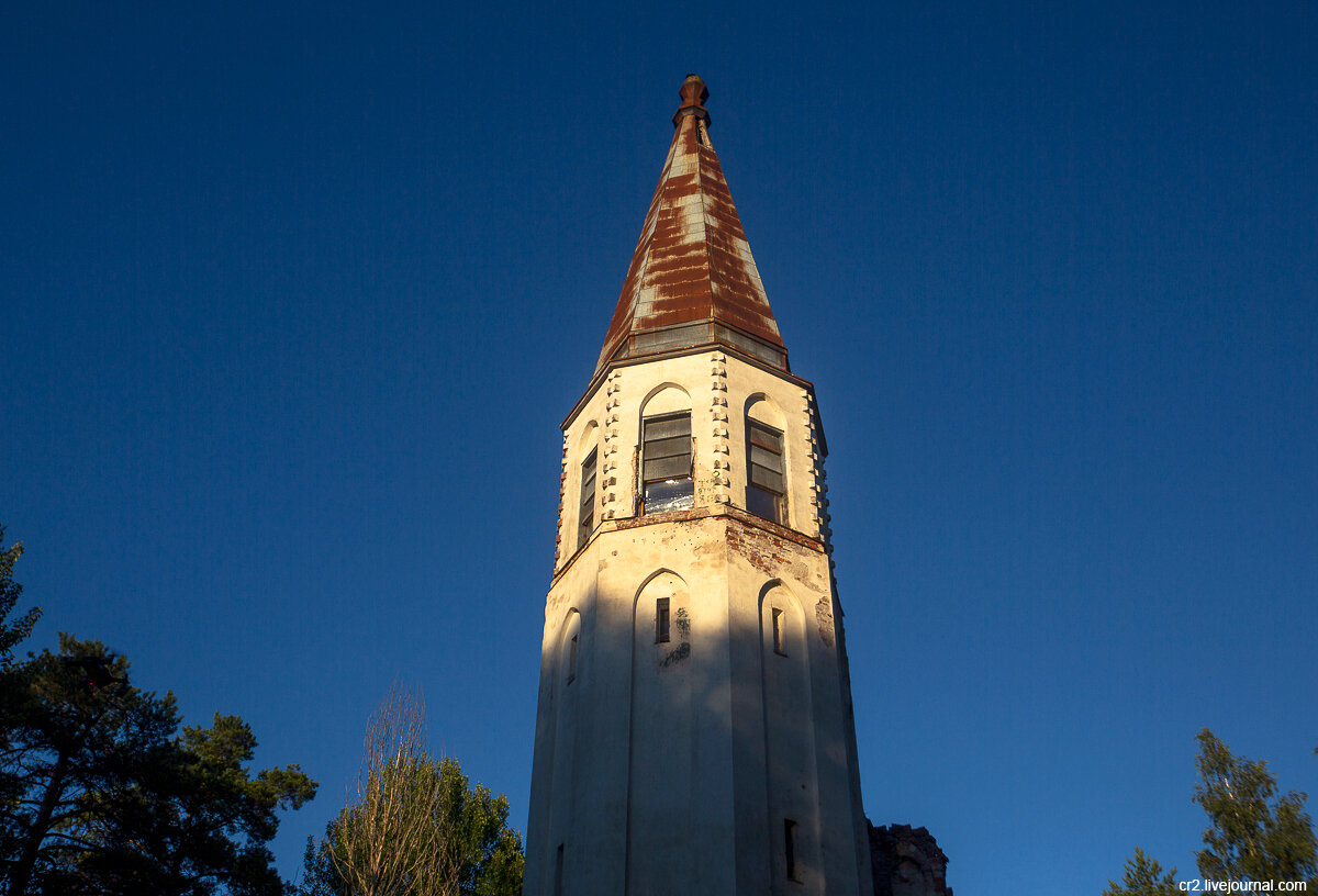 Заброшенная финская кирха. Лумиваара, Карелия 