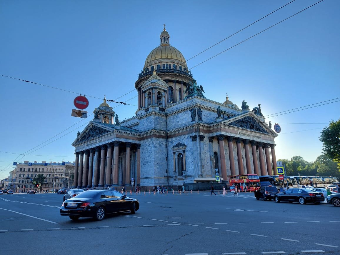 Исаакиевский  собор в Санкт-Петербурге.