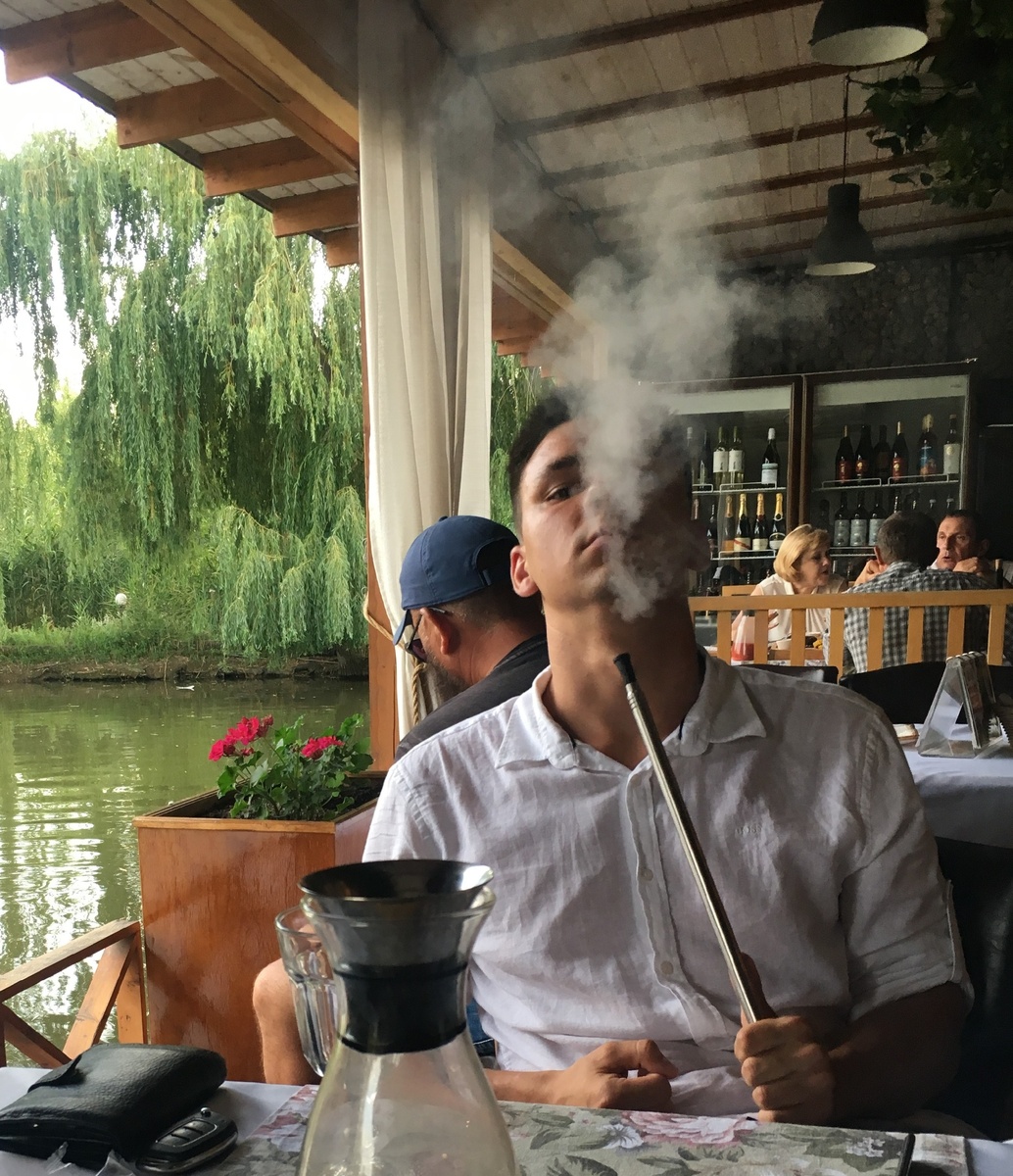 Помните, курение вредит Вашему здоровью!