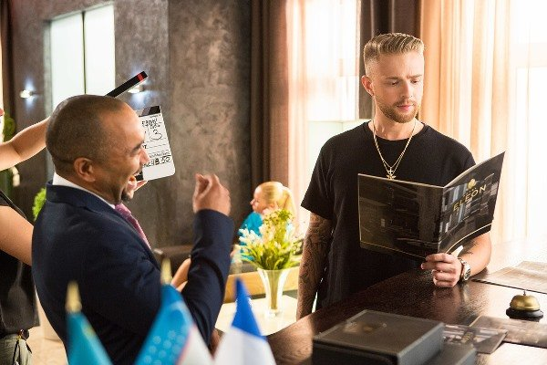 Егор Крид на съёмках сериала "Отель Элеон"