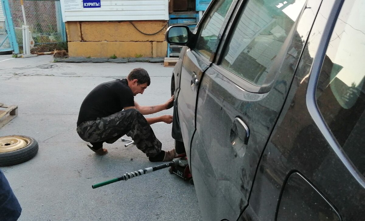 это мы уже на шиномантажке