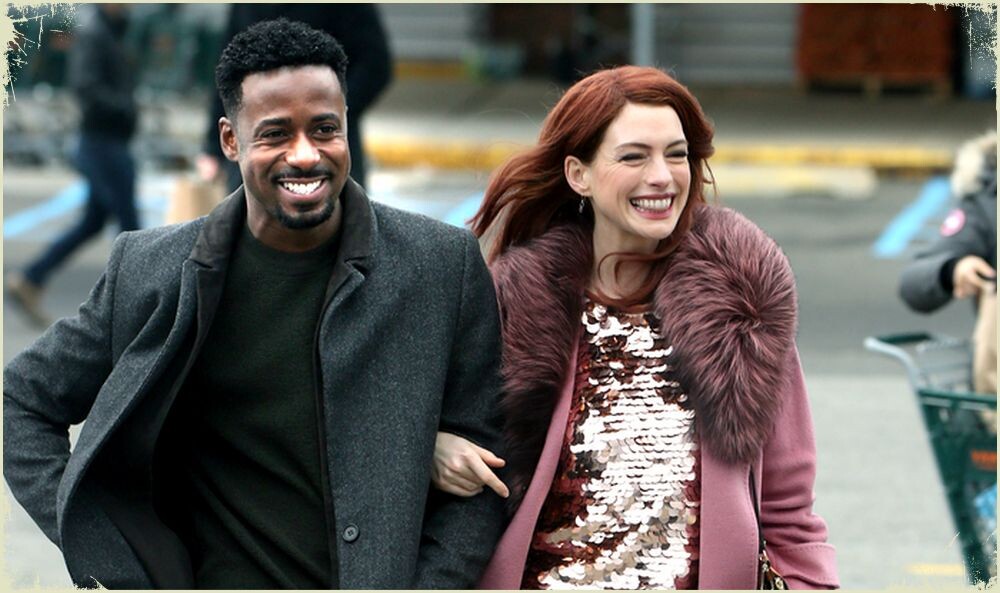 Да, здесь играет Энн Хетэувэй