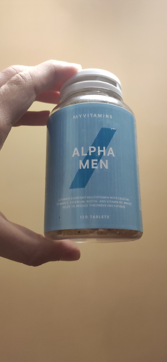 Один из лучших витаминных комплексов для спортсменов. Сайт - myprotein.ru