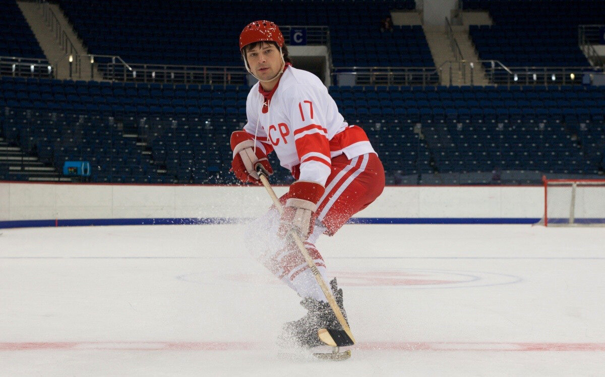 Кадр из фильма "Легенда-17". Источник: kinopoisk.ru