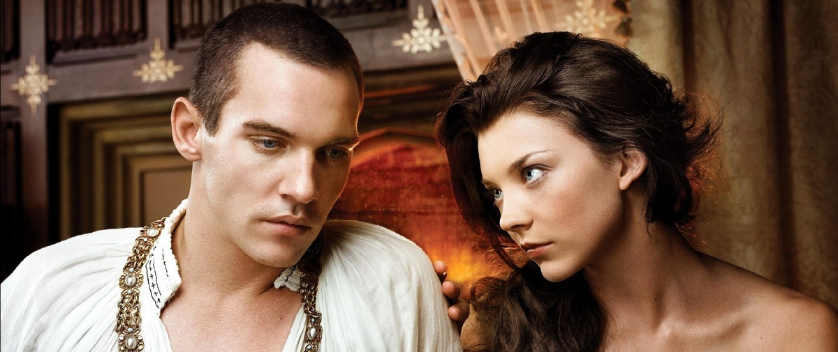 "Тюдоры". Страна  Ирландия, Канада, США, Великобритания. Год 2007-2010. Количество сезонов 4. Жанр  драма, мелодрама, военный, история. Рейтинг Кинопоиска 8.0