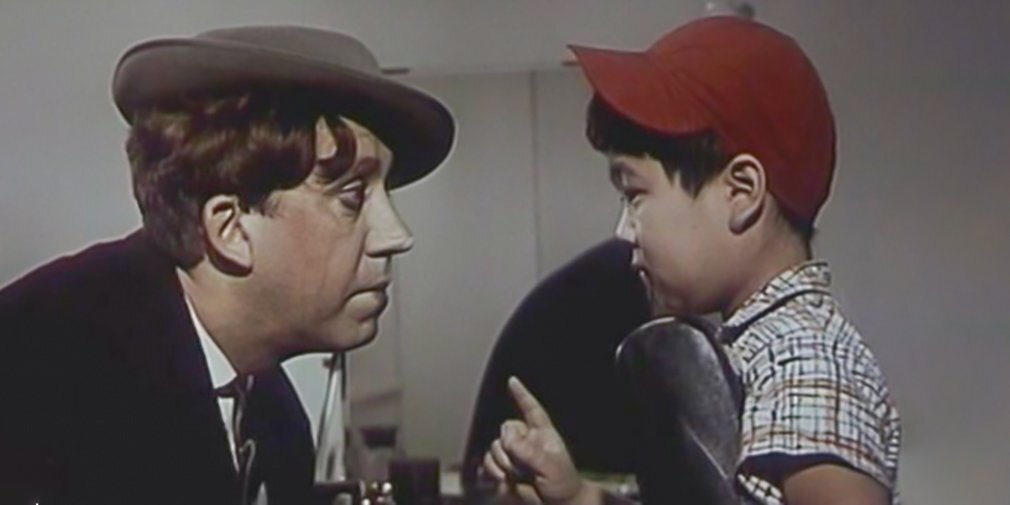 Кадр из фильма "Маленький беглец" взят для иллюстрации из Яндекс Картинки.