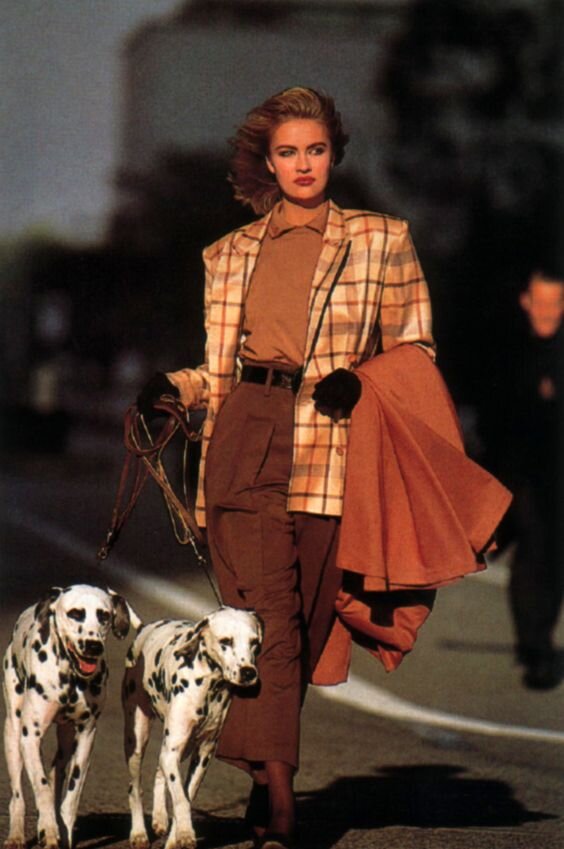 Mondi, Harper’s Bazaar, August 1989. Photograph by Volker Zahm Werbung.