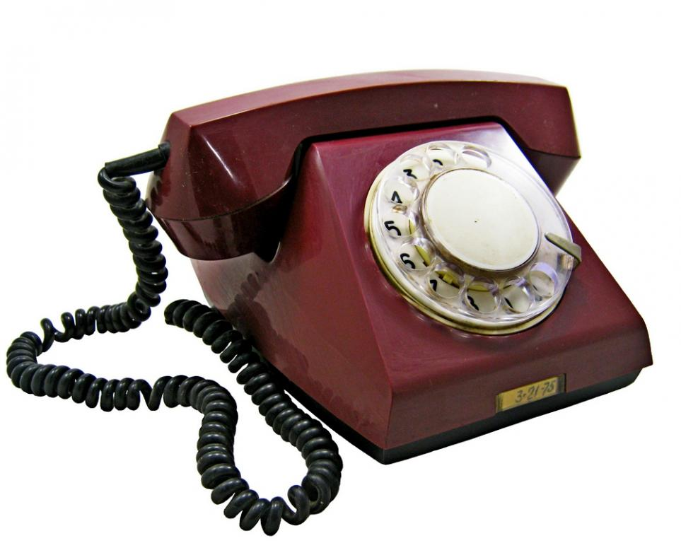 Почему домашний телефон. Телефонный аппарат сапфир-2. Тан-70-1. Аппарат телефонный та-68 (АТС) ЦБ. RWT телефонный аппарат стационарный.