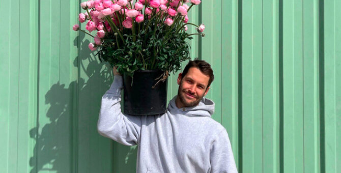 Симон Порт Жакмюс открыл цветочный магазин — правда, всего на неделю
