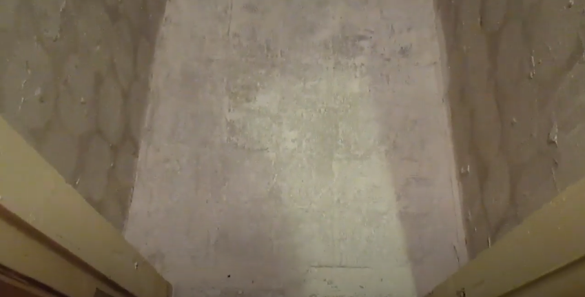 Снята плитка со стен и пола