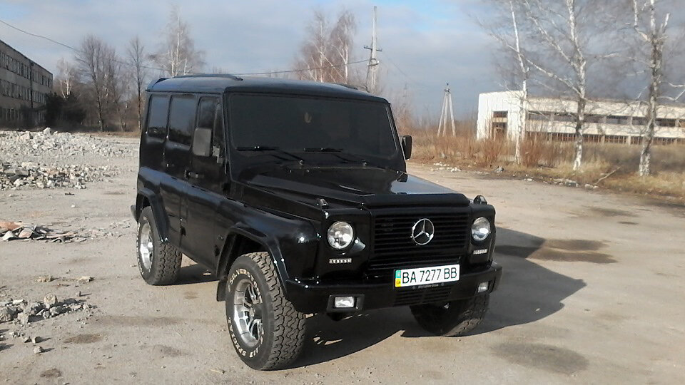 Это не популярный Гелендваген, а эффектно переделанный УАЗ