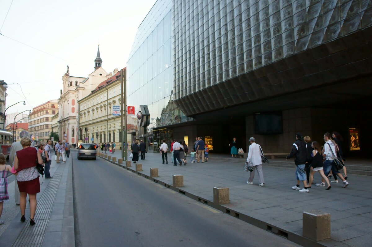 Черный театр