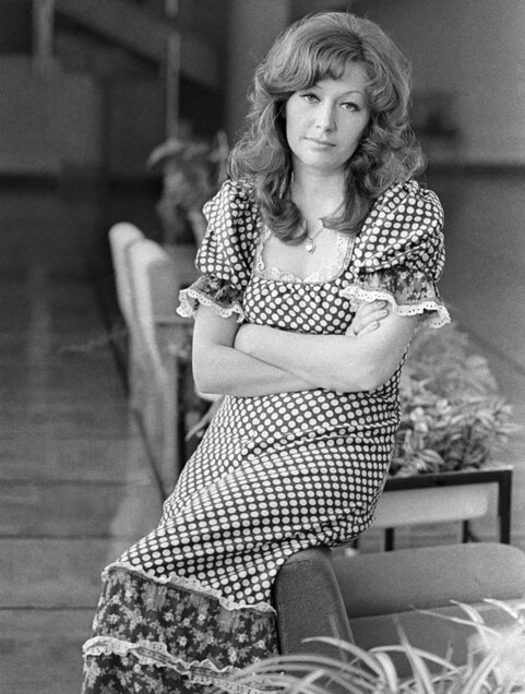 Пугачева в молодости. Чем не Наденька?