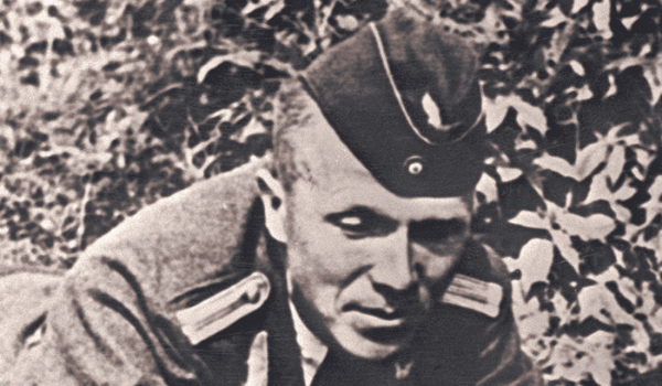 Николай Иванович Кузнецов (1911-1944 гг.) в нацистской форме в тылу врага. Источник фото: Российская газета (https://clck.ru/ZsngW).