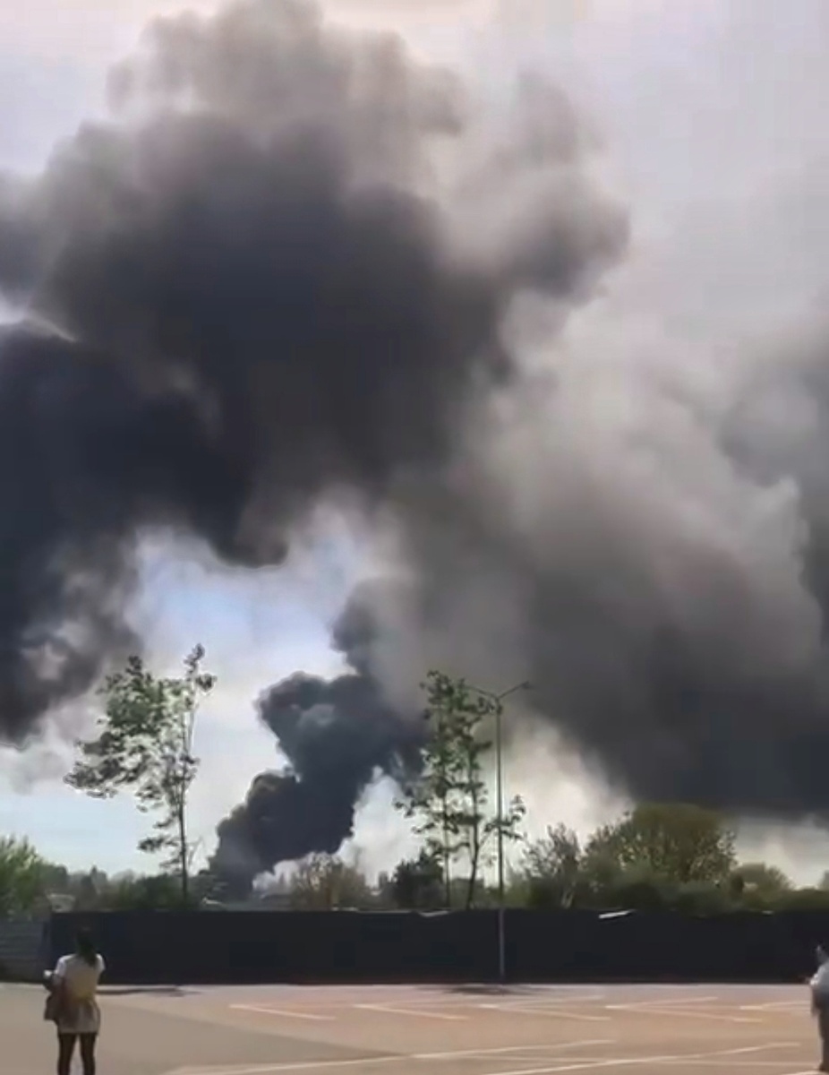 7мая. Небо над Одессой. Так нас покидают инфраструктура для байрактаров, ремонтный завод и натовские склады снабжения.