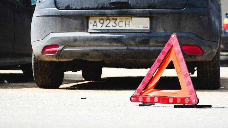     Видео-подтверждение об этом выложила одна из омичек.