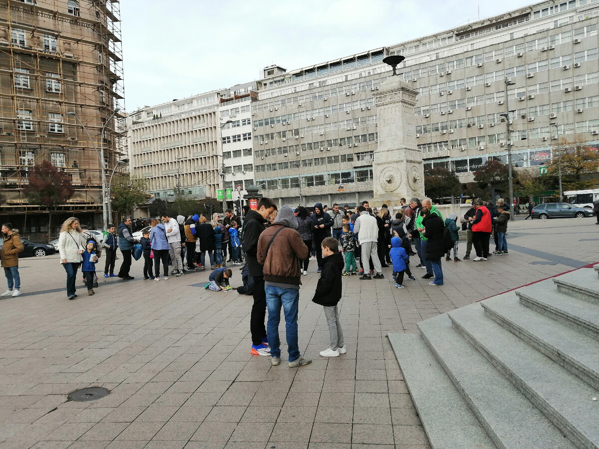 Улица Теразие - одна из самых оживлённых в Белграде. Ноябрь 2019 года, фото автора.