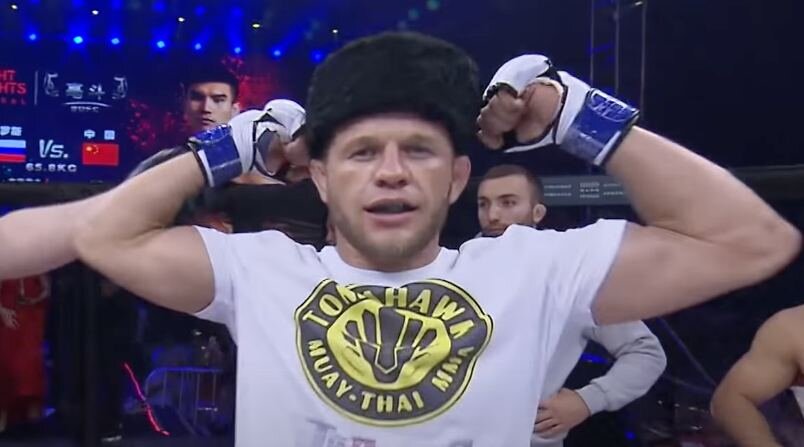 Фото: кадр боя Александр Писарев vs. Луи Ксин Шенг