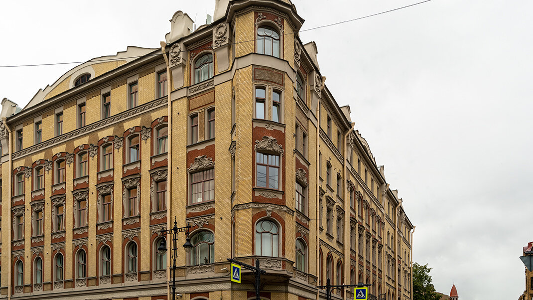 Доходный дом С. В. Муяки в Санкт-Петербурге