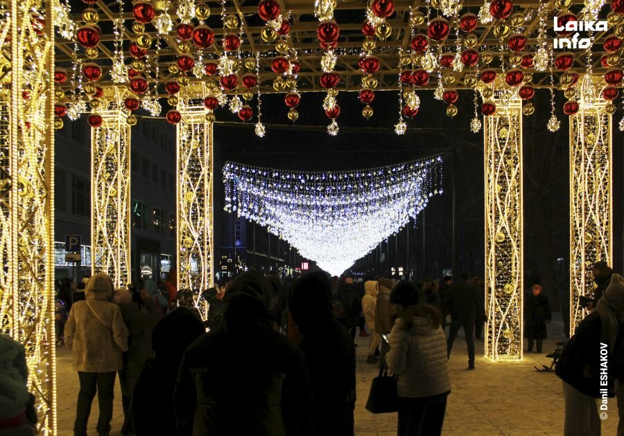 площадь ленина новосибирск 2024 украшение к новому. новосибирск новый год. новосибирск столица сибири 2023. новосибирский центральный парк новый год. площадь ленина новосибирск 2022.
