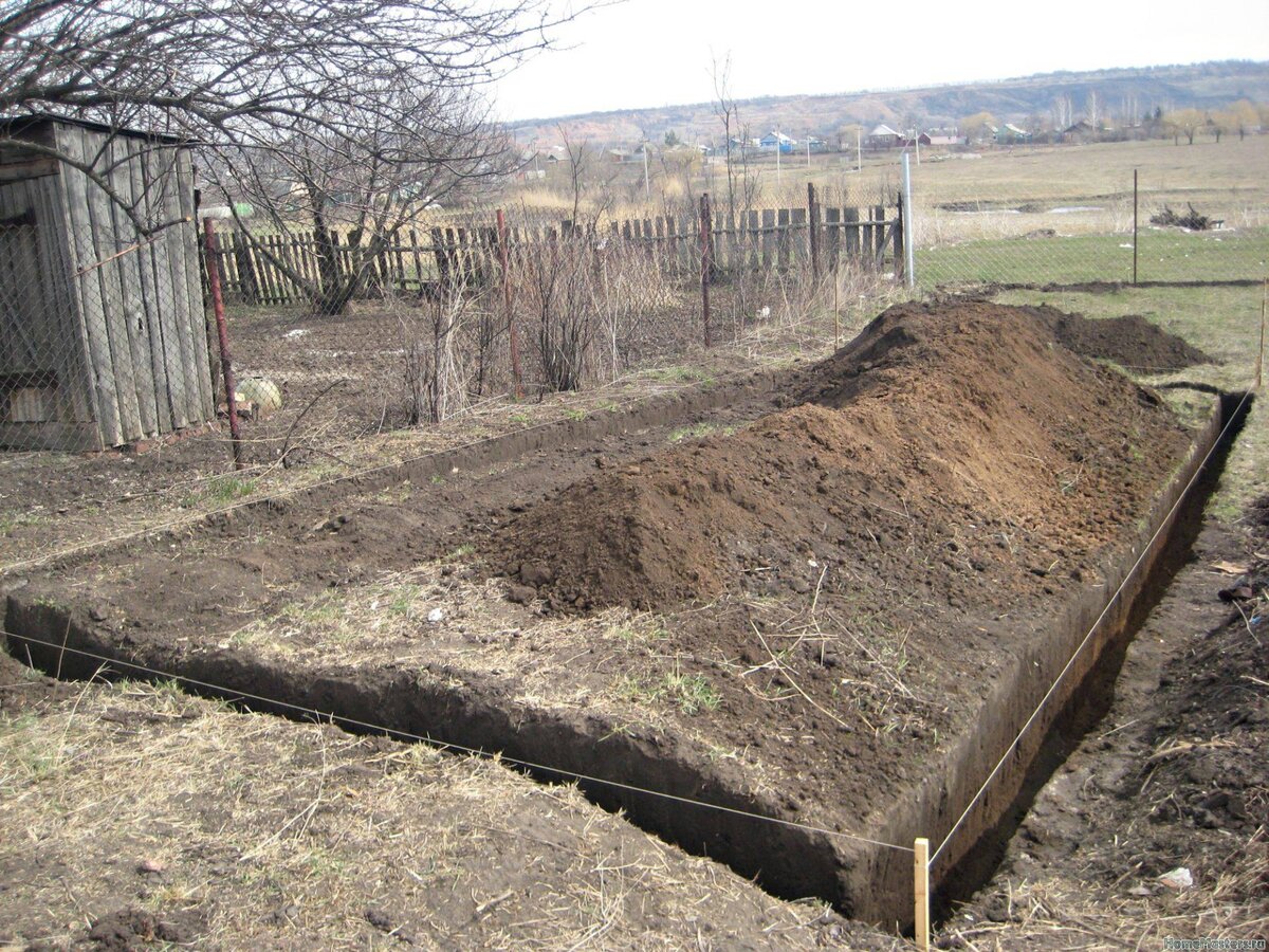 Делаем сарай из керамзитобетонных блоков