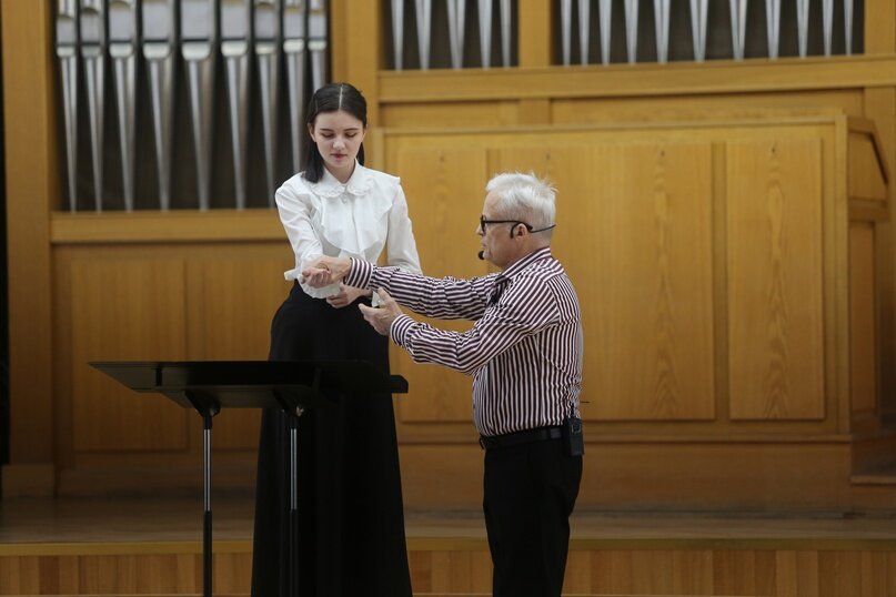 В.А. Понькин обучает студентов по своей уникальной методике