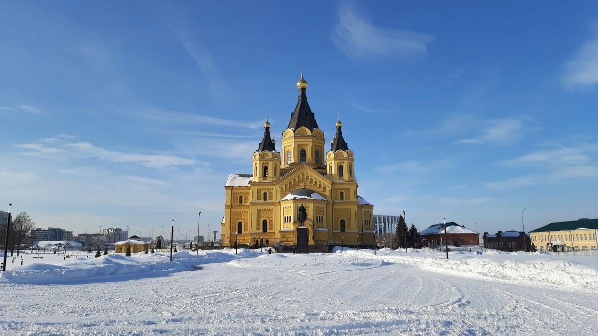     Участок дороги от улицы Совнаркомовской до собора Александра Невского на нижегородской Стрелке собираются сделать пешеходным. Об этом заявил мэр Юрий Шалабаев в интервью ТАСС.