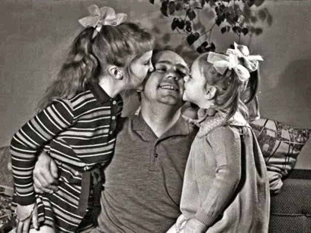 Николай Рыбников и Алла Ларионова: семейная фотография и тайна рождения ...