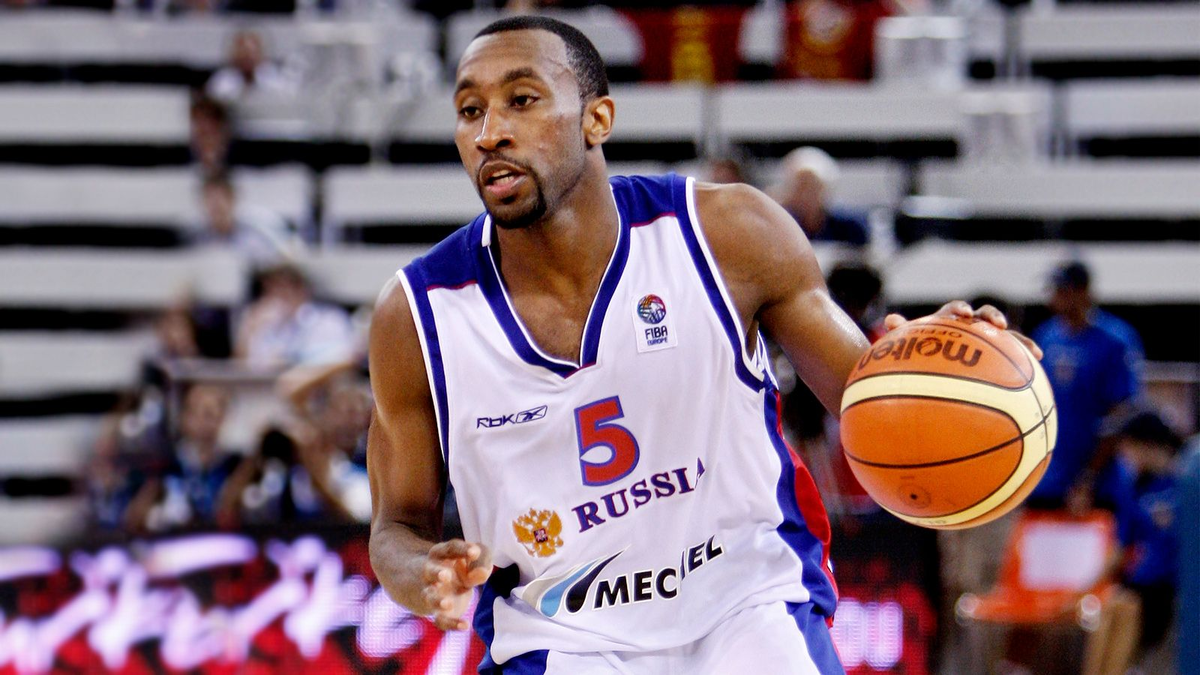 И даже в сборной России - Джон Холден