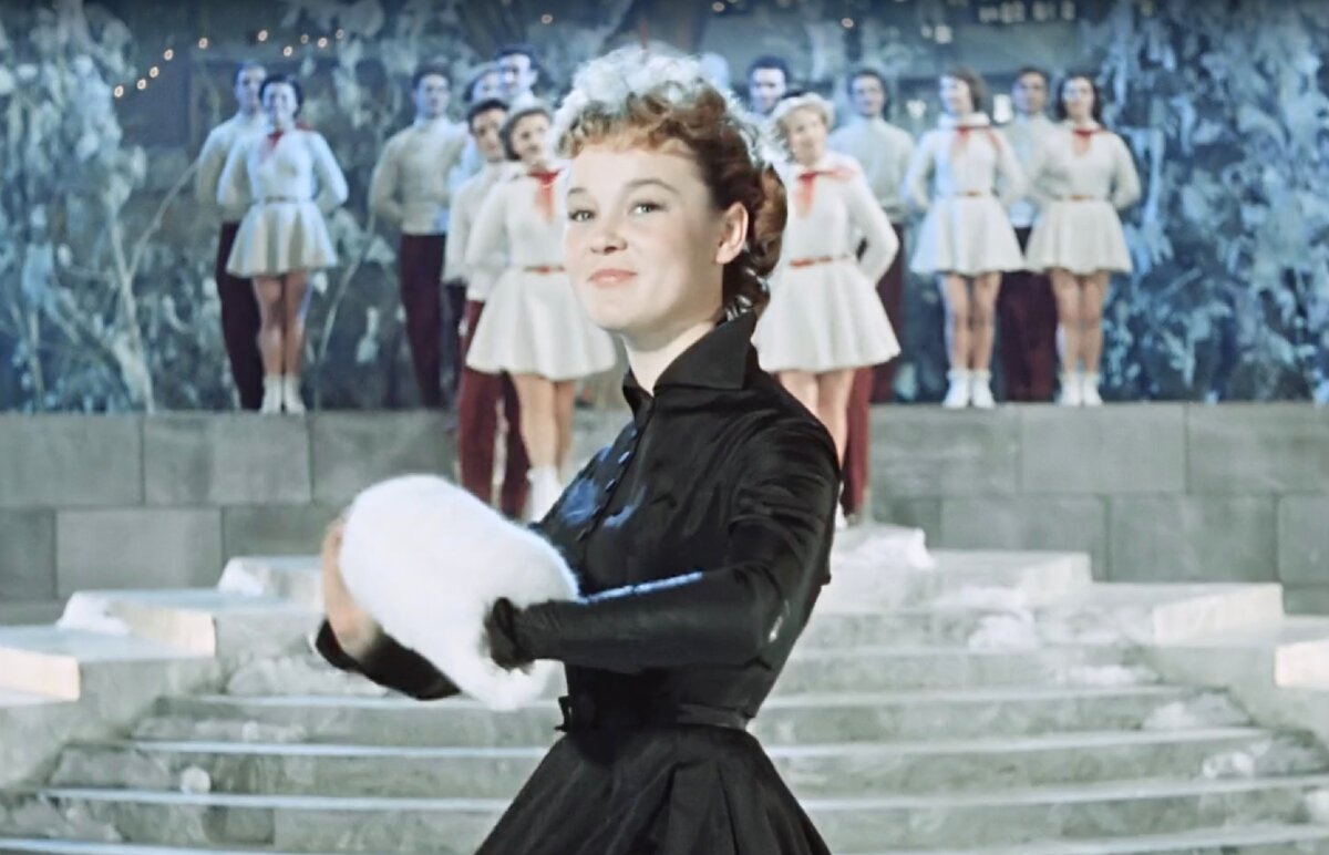 Кадр из фидьма "Карнавальная ночь", режиссер Эльдар Рязанов, 1956 г.