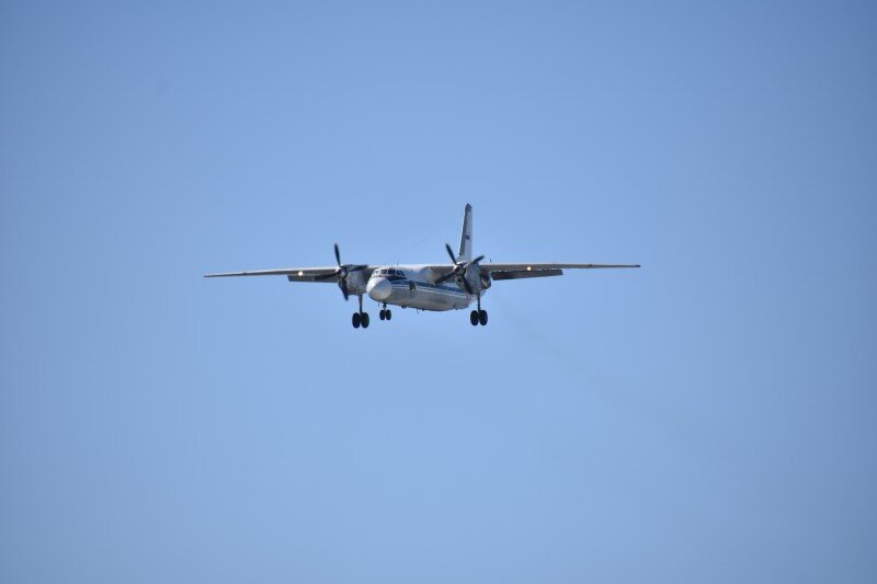Подтянулись и пропеллерные. Ан-26 RF-90310. Скорее всего на случай разгона облаков прилетел

