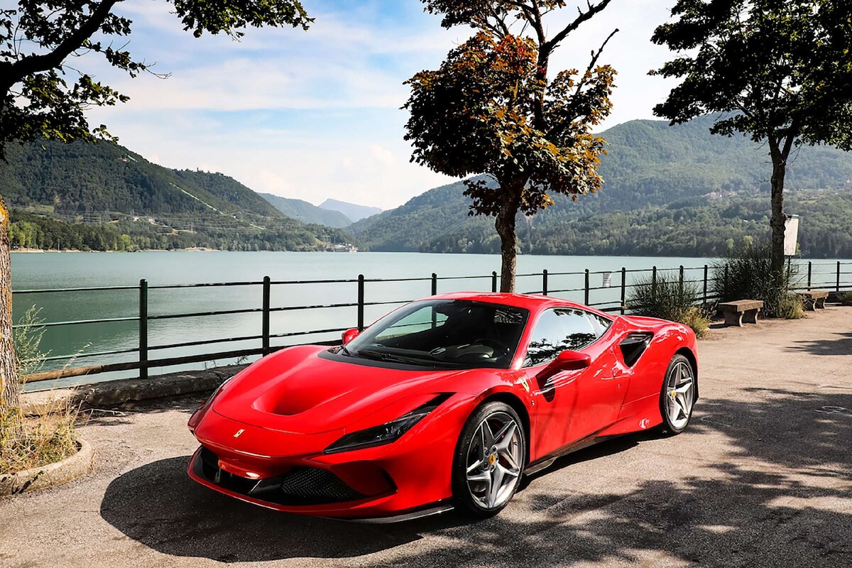 Ferrari f8 tributo РѕР±РѕРё