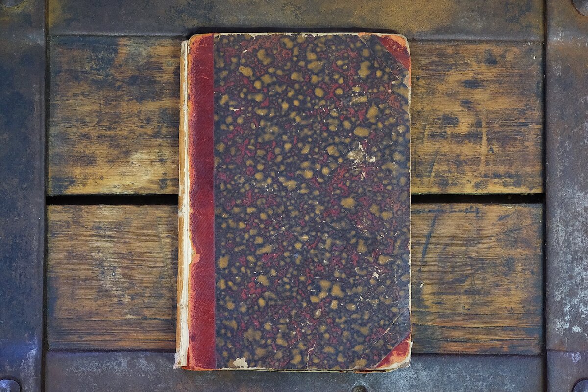 Состояние до реставрации (листайте галерею).