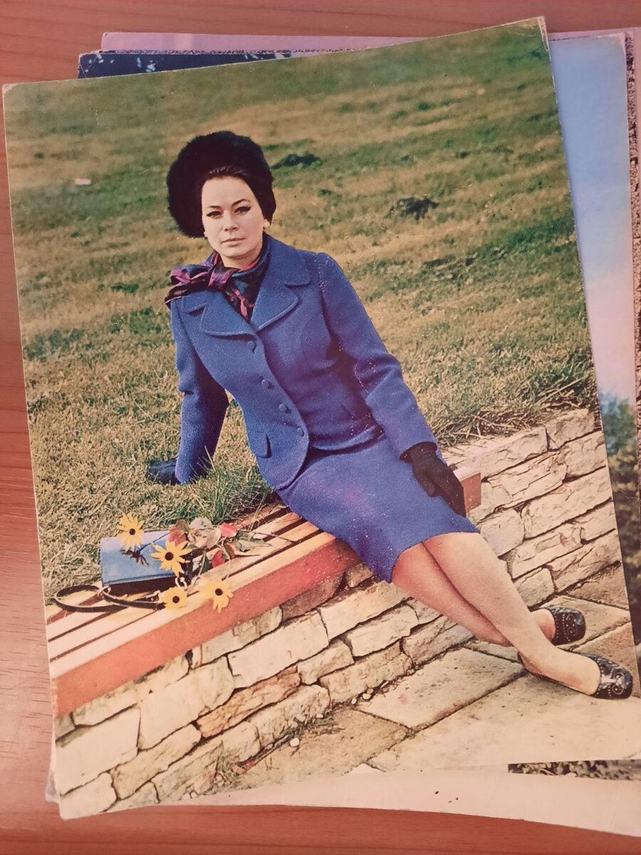 Костюм из мягкой шерсти