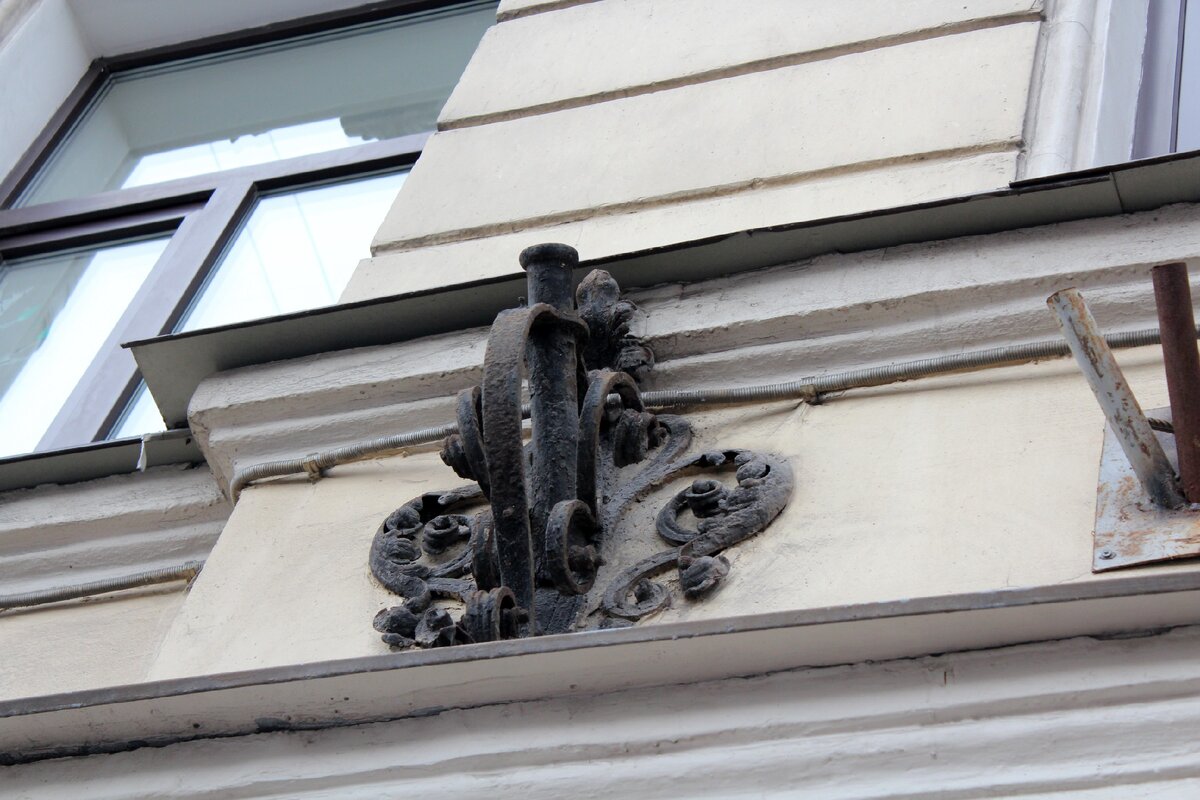 Флагодержатель на набережной Фонтанки, 94 