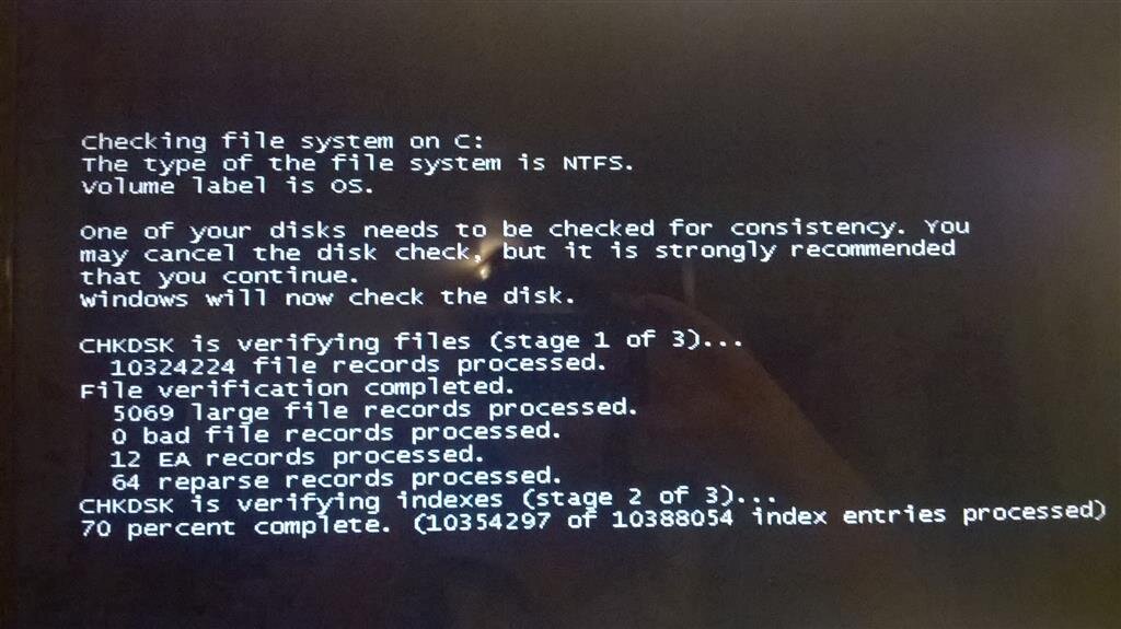 Disk is checking. Check Disk команда. Команда chkdsk с /f /r. Chkdsk Windows 7.