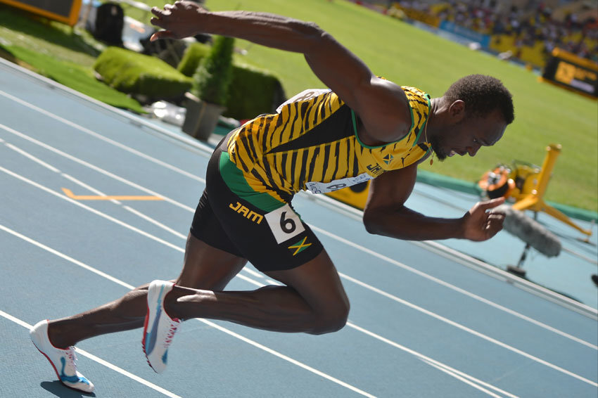 На коротких дистанциях спортсмены. Усейн болт. Спринтер Усэйн болт. Легкоатлет Усейн болт. Усейн болт Ямайка.