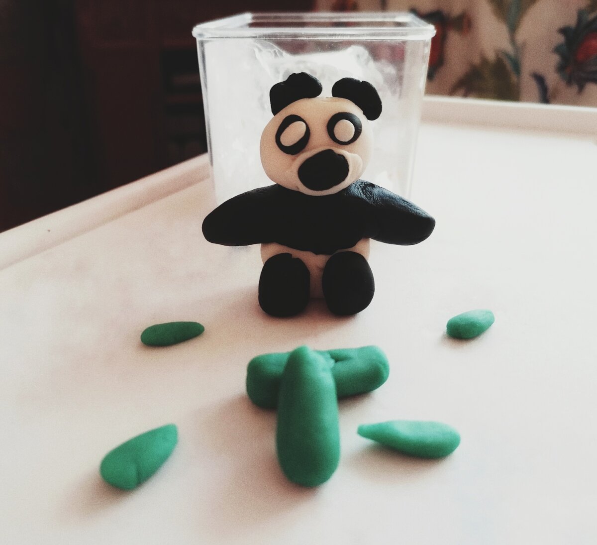 Наша панда с бамбуком