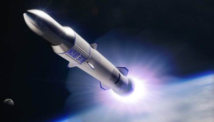 Иллюстрация многоразовой ракеты Blue Origin New Glenn, запущенной в космос. 