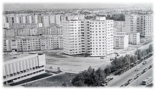 Новостройки  г.Душанбе,  1980-е годы, СССР...   Фото из открытых источников.