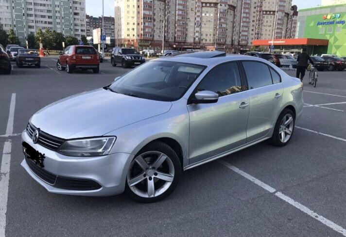 Именно это фото было в том объявлении 