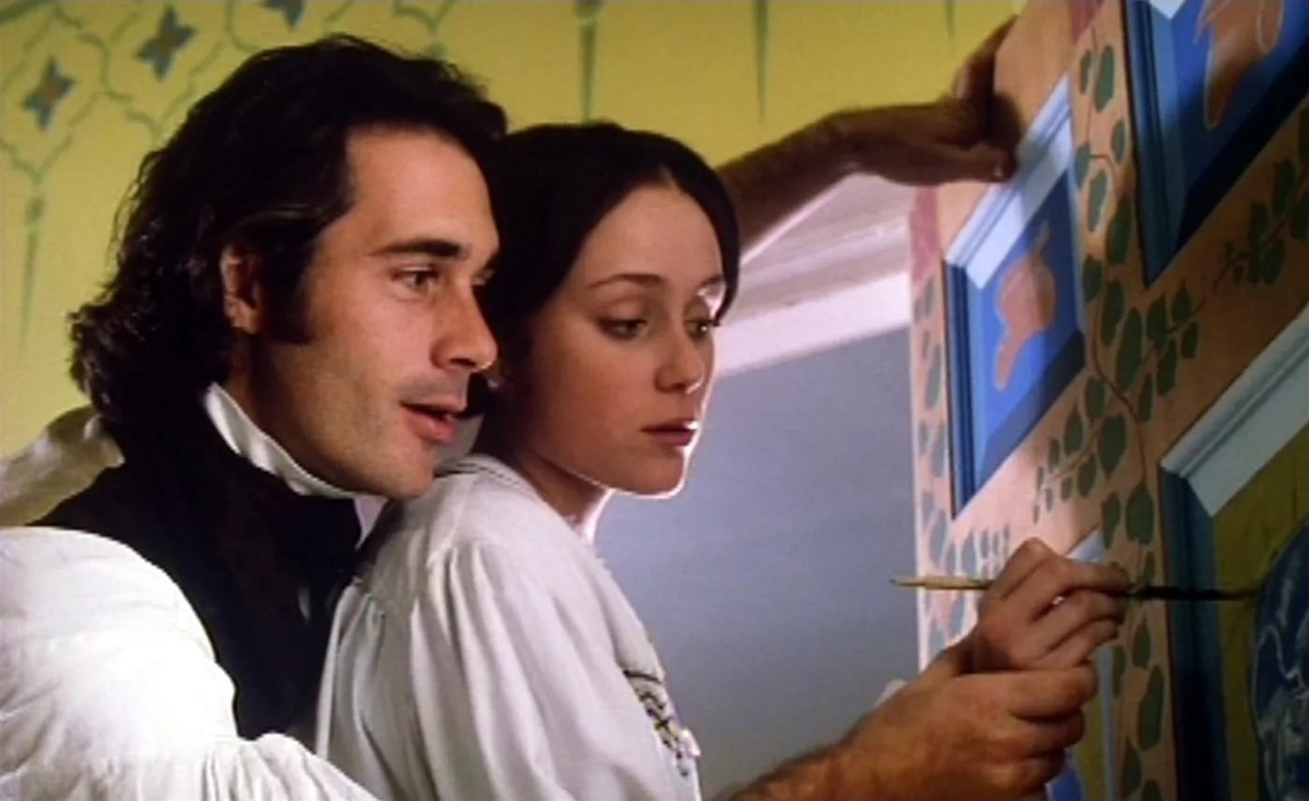 Просто вспомним, чему в романе уделяется больше времени