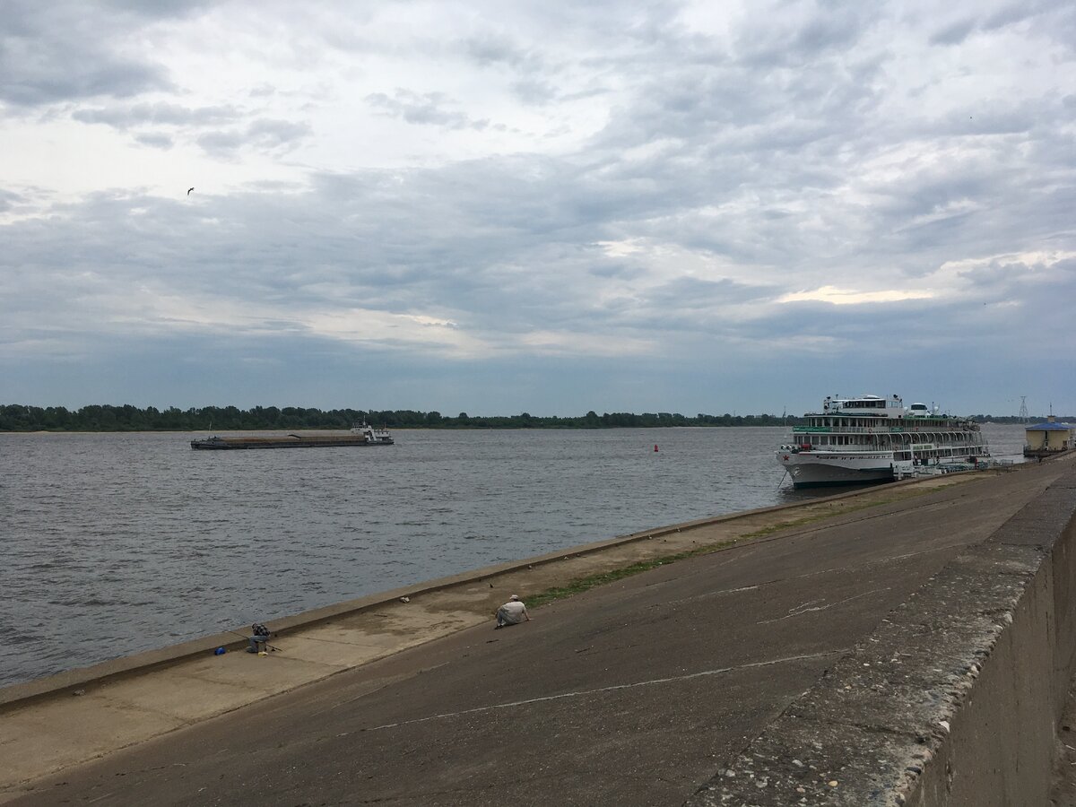 От рыбинска волга начинает поворачивать на юго восток