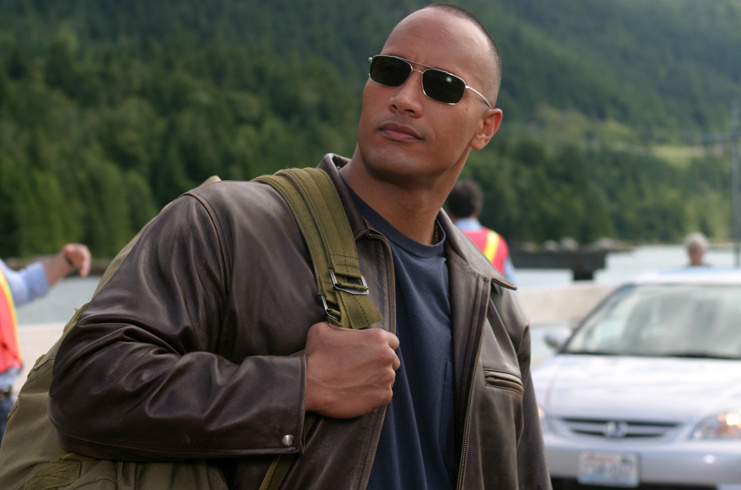 Кадр из фильма "Широко шагая" (2004г)