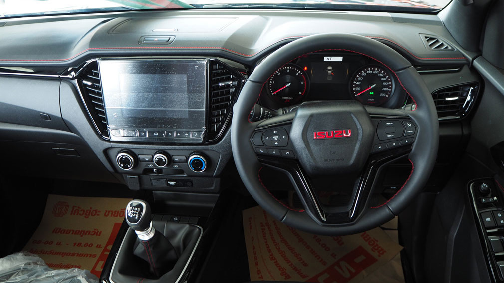 новый Isuzu D-Max