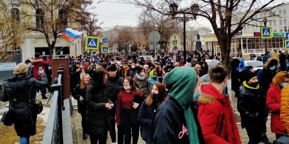 Законные протесты. Навальный Астрахань. Кавказский узел митинг. Митинг в Астрахани 23 февраля.