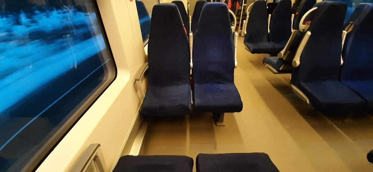 Придется потолкаться ногами