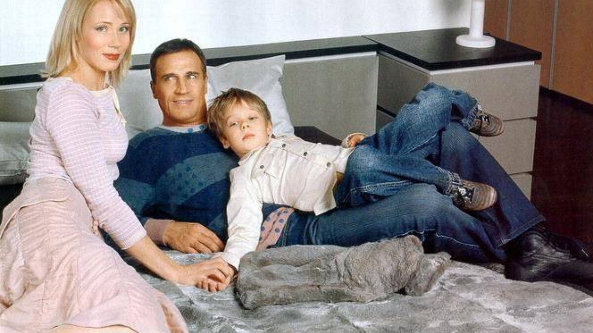 Семья Дедюшко, фото из открытых источников