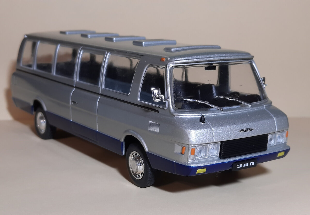 ЗИЛ-118К «Юность». Модель-копия 1:43 от DeAGOSTINI из моей коллекции.