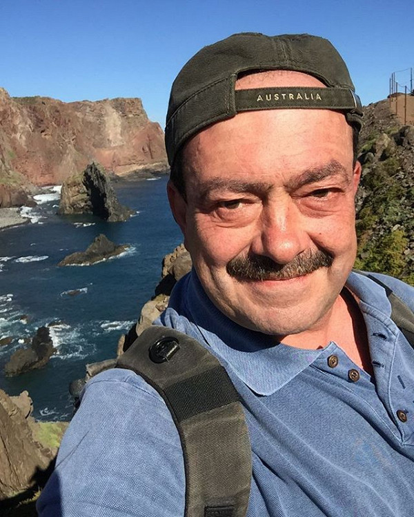 «Мужик с усами, который ест тараканов»-заядлый путешественник Михаил Кожухов0